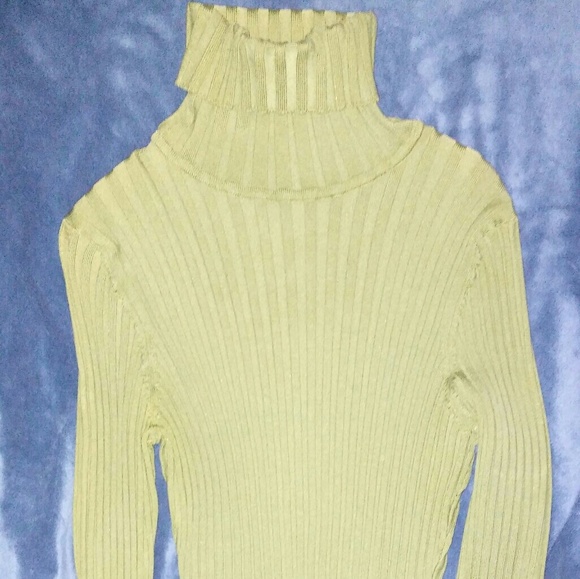 INC turtle neck - Picture 2 of 4